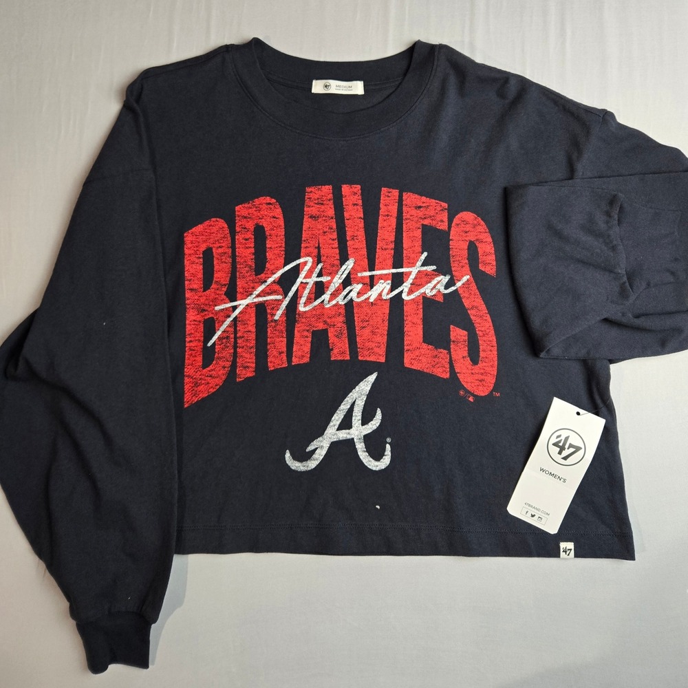 47 Brand Atlanta Braves Womens Navy Blue Long Sleeve Cropped T-Shirt Medium NWT